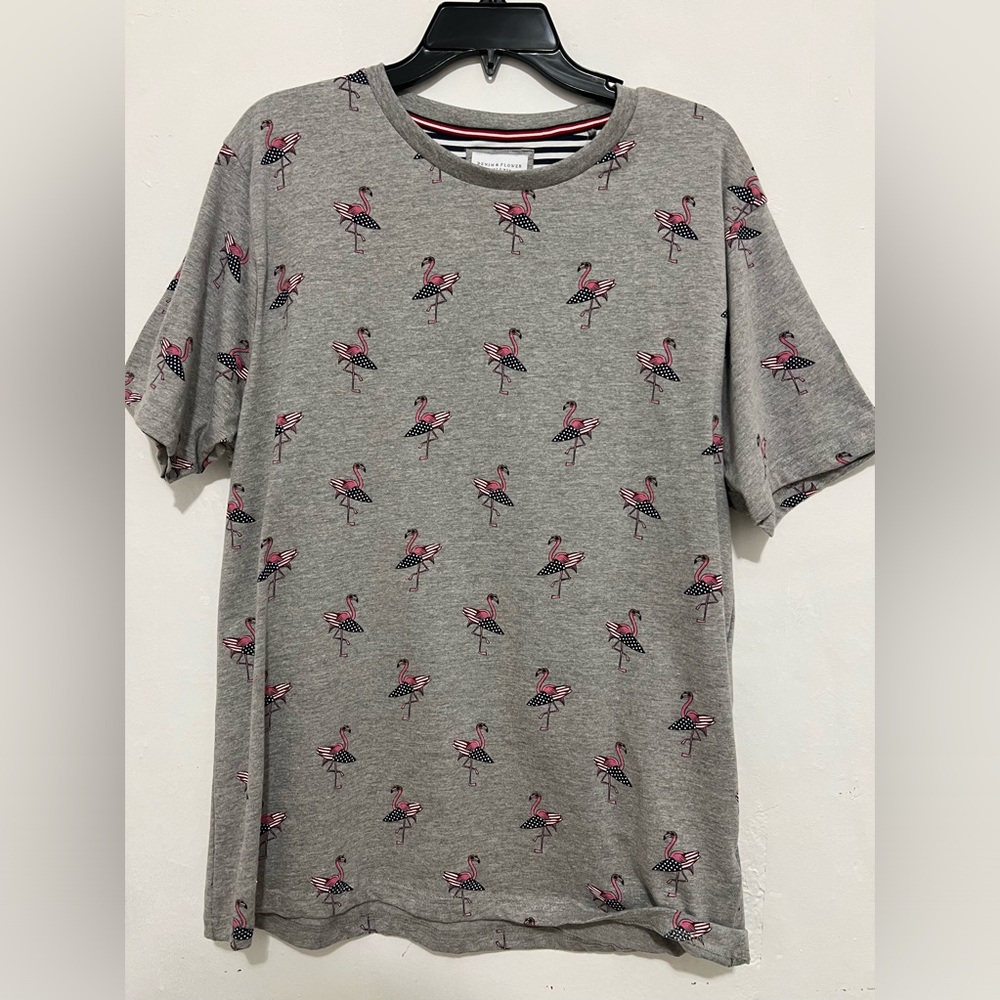 T-Shirt Gray Surfing
USA Flamingo Denim &
Flower Ricky Singh
Mens XL Premium